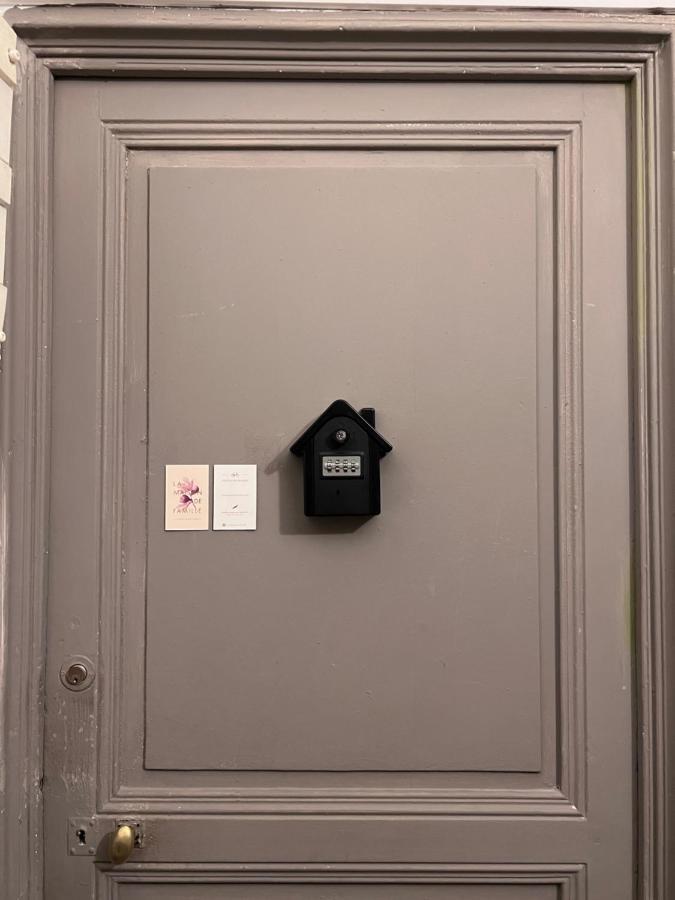L'Appartement Du Cafe De L'Horloge 라시오타 외부 사진